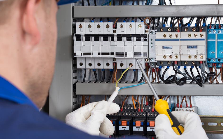 électricien urgence Courbevoie