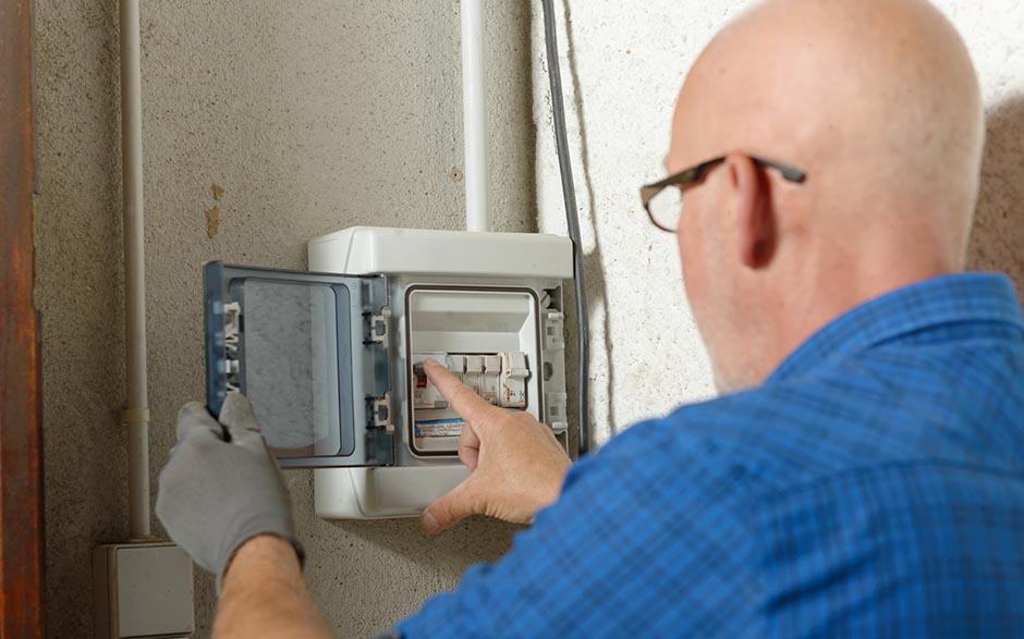 électricien urgence Courbevoie